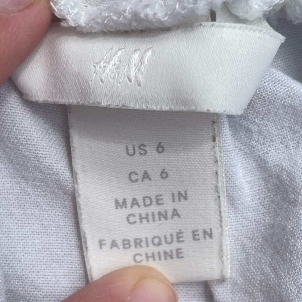 H&M Off Shoulder Cream Top - Picture 3 of 3